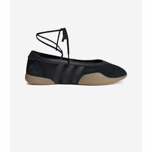 Rövid szárú edzőcipők adidas Taekwondo Mei Ballet Black Gum (Women's) kép