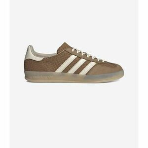 Rövid szárú edzőcipők adidas Gazelle Indoor Brown Desert Wonder White kép