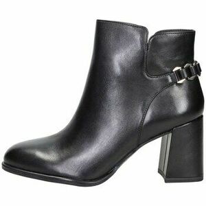 Bokacsizmák Tamaris 1-25346-45 kép