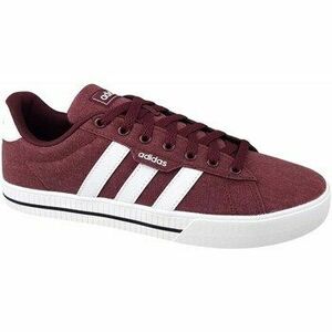 Rövid szárú edzőcipők adidas Daily 30 kép
