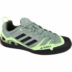 Rövid szárú edzőcipők adidas Terrex Swift Solo 2 kép