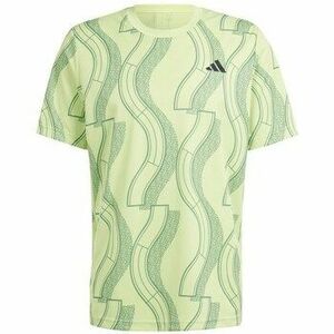 Rövid ujjú pólók adidas Club Graphic kép