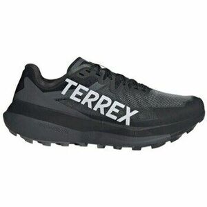 Alsóváros adidas Terrex kép