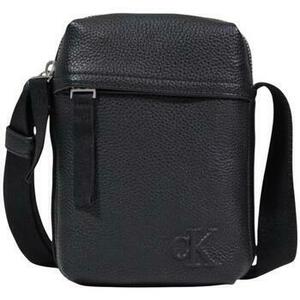 Válltáskák Calvin Klein Jeans CARGO REPORTER BAG LV04G3080G kép