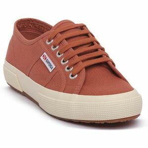 Divat edzőcipők Superga AY0 COTU CLASSIC kép