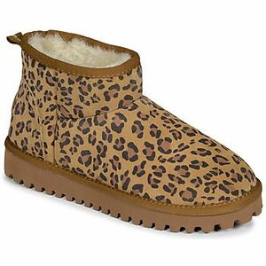 Csizmák Les Tropeziennes par M.Belarbi CHAKIRPO kép