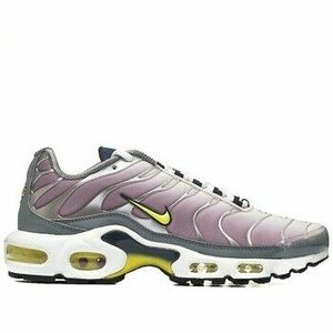 Rövid szárú edzőcipők Nike W Air Max Plus kép