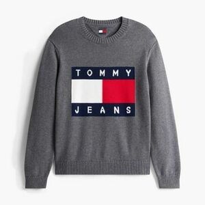 Pulóverek Tommy Jeans TJM REG MELANGE FLAG SWE kép