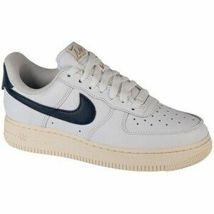 Rövid szárú edzőcipők Nike Air Force 1 07 Easyon kép
