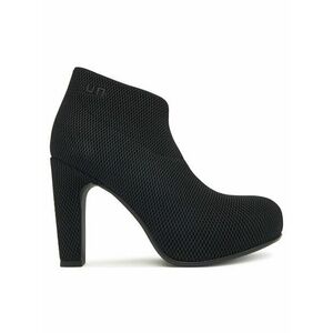 Bokacsizma United Nude kép