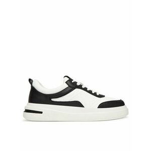 Sportcipők Guess kép