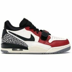 Rövid szárú edzőcipők Nike Jordan M Legacy 312 kép