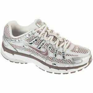 Rövid szárú edzőcipők Nike P-6000 kép