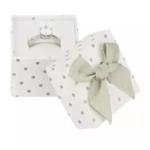 Ajándék ékszerdoboz - szürke pöttyök és masni kép