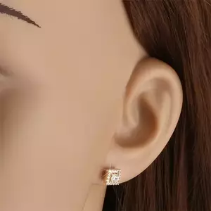 Arany négyzet alakú fülbevaló 14K cirkóniákkal és stekkerzárral, 6 mm kép