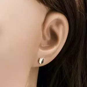 14 karátos arany fülbevaló alma alakú, fényes felülettel kép