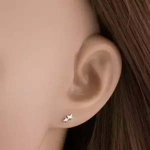 Elegáns 14K fehérarany fülbevaló pár csillaggal kép