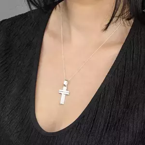 Nyakék, fényes lánc ovális szemekből és fonott kereszt, 925 ezüst kép