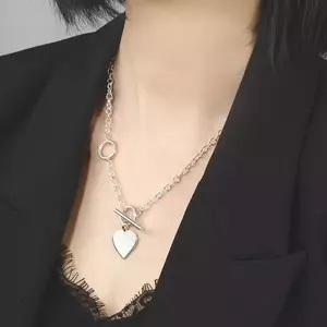 Nyakék 925 ezüstből, ovális láncszemek, lapos szív alakú medál kép