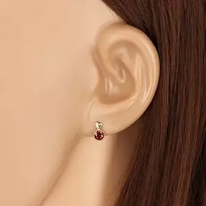 9K arany fülbevaló természetes gránáttal és fényes szívvel kép