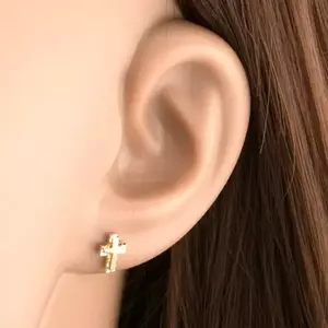 9K arany fülbevaló dupla kereszttel, kontrasztos felületkezeléssel kép
