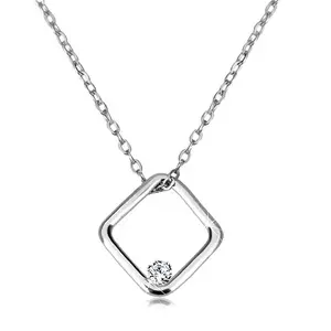 Briliáns 375 fehér arany nyakék - fényes rombusz gyémánttal kép