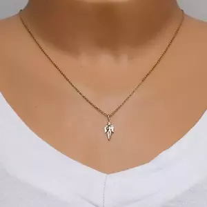 Medál kombinált 14K aranyból – imádkozó angyal szárnyakkal kép