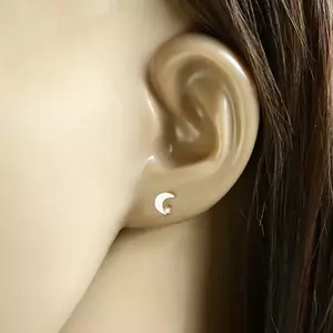 9K sárga arany fülbevaló - lapos félhold, kerek cirkónia kép