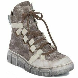 Magas szárú edzőcipők Maciejka 0615804007 kép