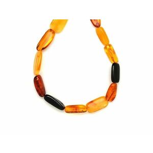 Borostyán lapcsiszolt 4-6x7-16mm nyaklánc 65cm kép