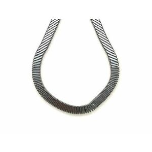 Hematit négyzet 6x1mm – ékszerkészítő alapanyag (füzér) kép