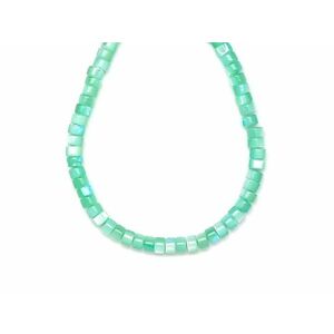 Kagyló szinezett viálgos zöld korong 4-5x3, 5mm – ékszerkészítő alapanyag (füzér) kép