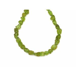 Olivin nyers darabok 6-9mm – ékszerkészítő alapanyag (füzér) kép