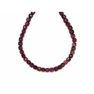 Rubin fazettált kocka AB 4-5mm – ékszerkészítő alapanyag (füzér) kép