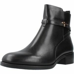 Bokacsizmák Tamaris 25321 43 kép