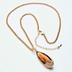 Lánc csepp medállal kép