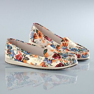 Virágos papucscipő kép