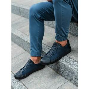 Egyszínű férfi szabadidőcipő kombinált anyagokból – sötétkék V2 OM-FOCS-0105 kép