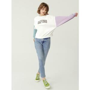 Vintage karcsú, magasan felhúzott farmer kép