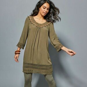 Hosszú tunika makraméval kép