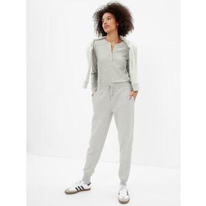 GAP logós fleece melegítőnadrág kép