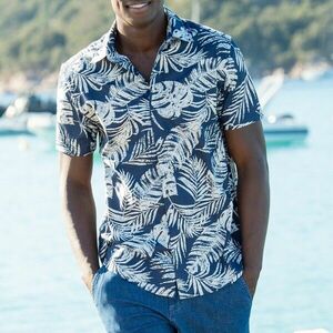 Mintás és rövid ujjú póló kép