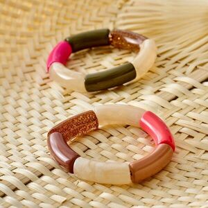 2 darabos készlet 2 darab rugalmas gyöngyös karkötőből kép