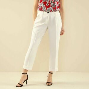 Karcsúsított szabású 7/8 nadrág kép