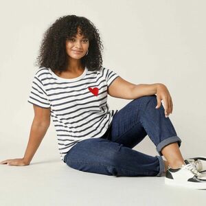 Magas derekú anyafarmer kép