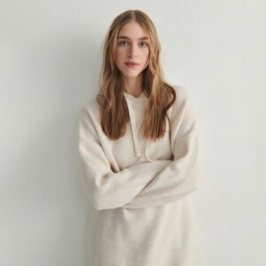 Reserved - Kapucnis pulóver - Krém kép