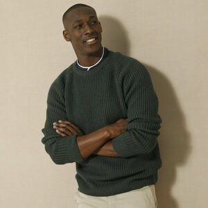 Kerek nyakú pulóver, sima kötésű, 30% gyapjúval kép