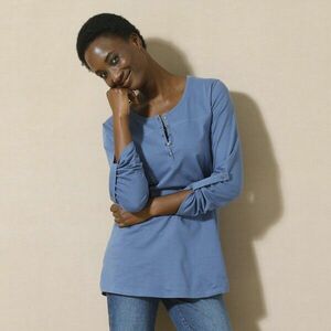 Egyszínű tunika gombos patenttal kép