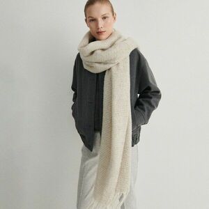 Reserved - Sál rojtokkal - Bézs kép