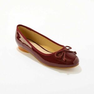 Lakkozott balerinák masnival kép